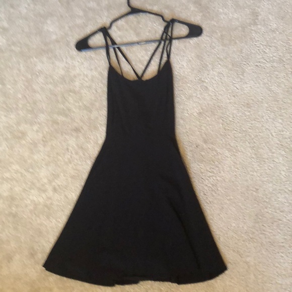 Forever 21 Dresses & Skirts - Black dress